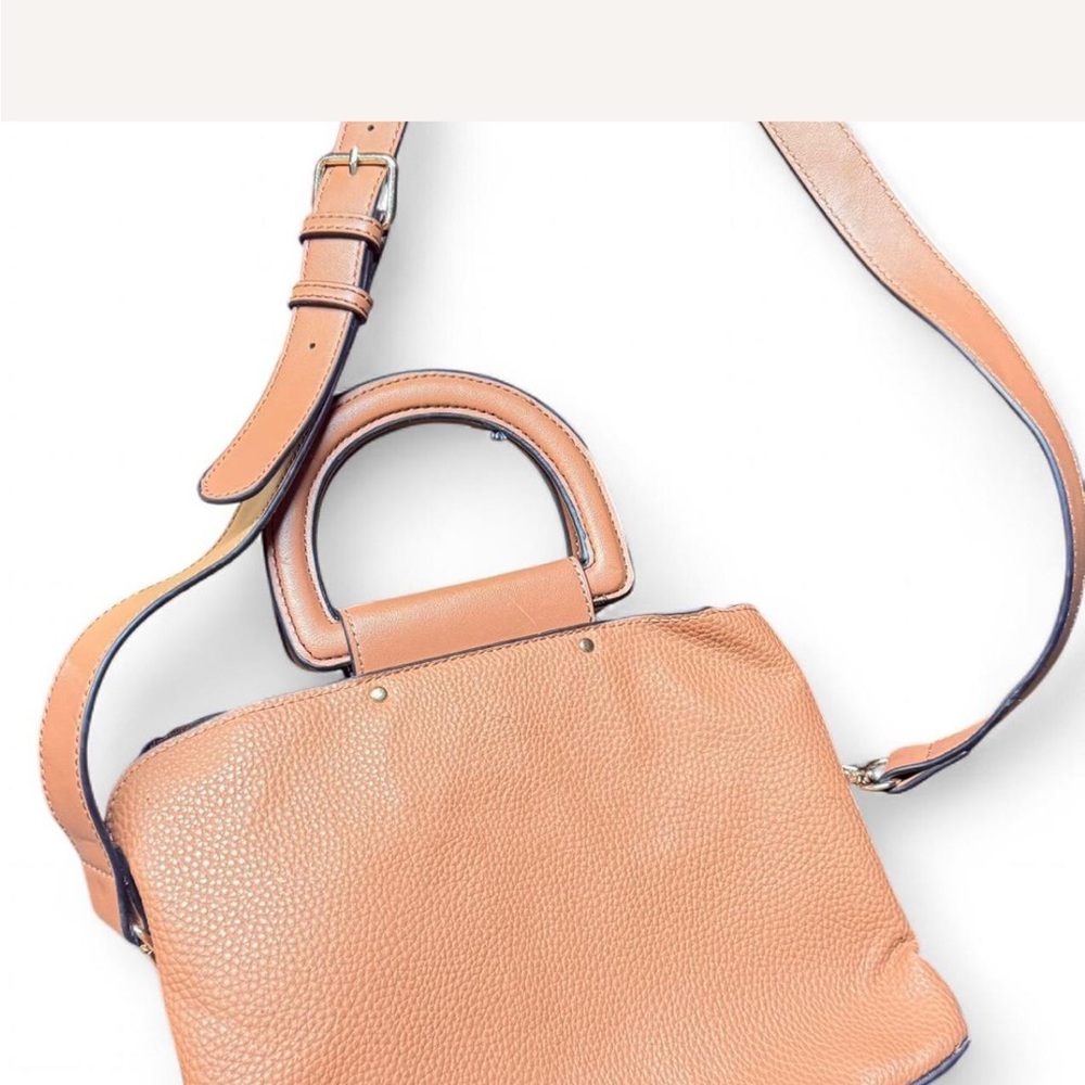 Kelly & Katie Geo Tan Shoulder Bag w/ handles.